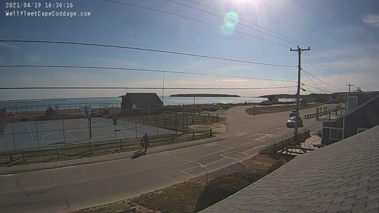 Wellfleet Inner Harbor Webcam – Oyster Cove